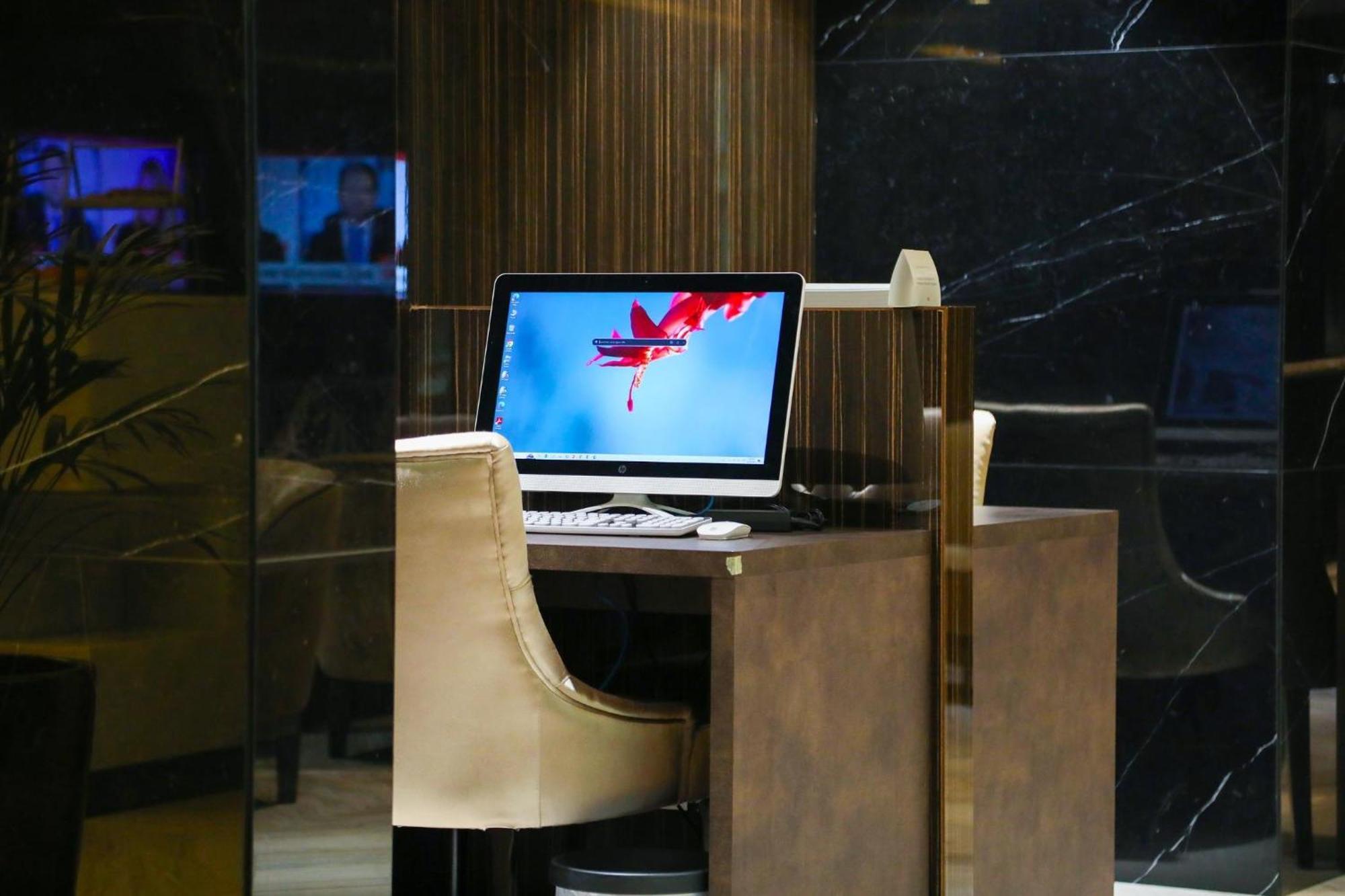Crowne Plaza Kuwait Al Thuraya City By Ihg Kuwait City Luaran gambar